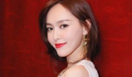 娱乐圈美艳花旦爆料女主,美艳花旦爆料女主背后的惊人真相