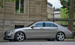 换代奔驰c爆料视频大全,揭秘全新设计与科技亮点