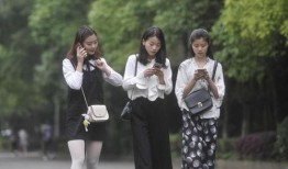 川大女学生爆料新闻视频,揭秘校园内幕事件！”